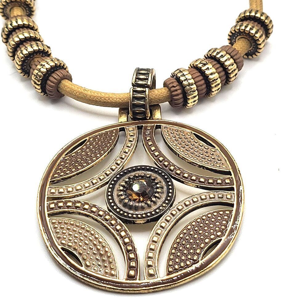 Large Medallion Pendant Necklace Gold Tone Amber Rhinestone Center 19in